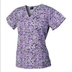 👕3/$25 Women Scrubs Top Printed V-neck 4-Pockets